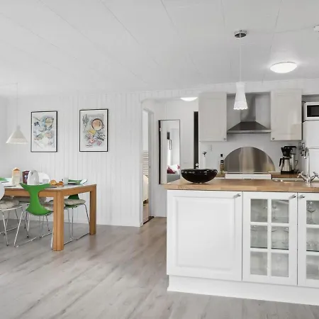 Silvana - 750m From The Sea In Lolland- Falster And Mon By Interhome